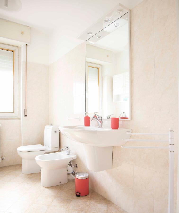 Cloud 9 - Apartment With Stunning Lake View Belgirate Bagian luar foto