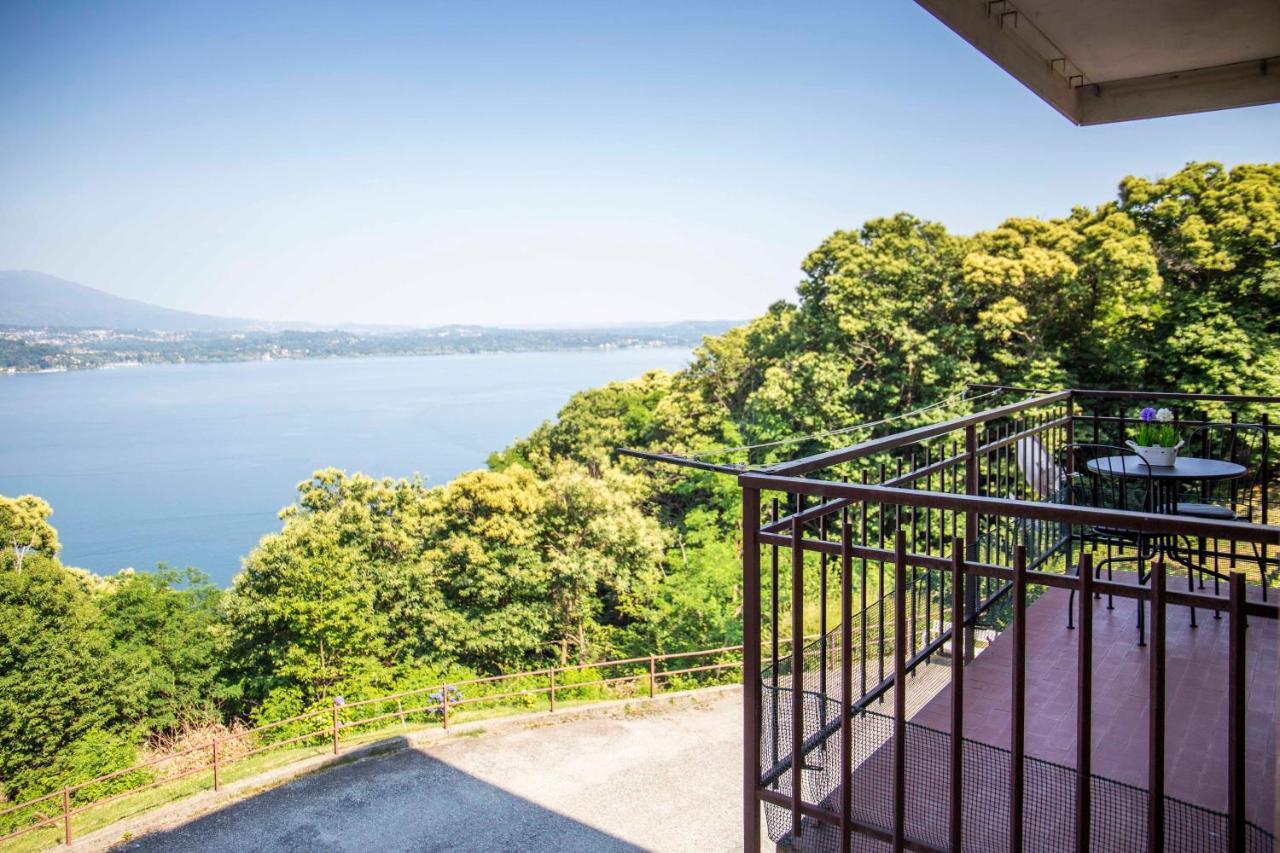 Cloud 9 - Apartment With Stunning Lake View Belgirate Bagian luar foto