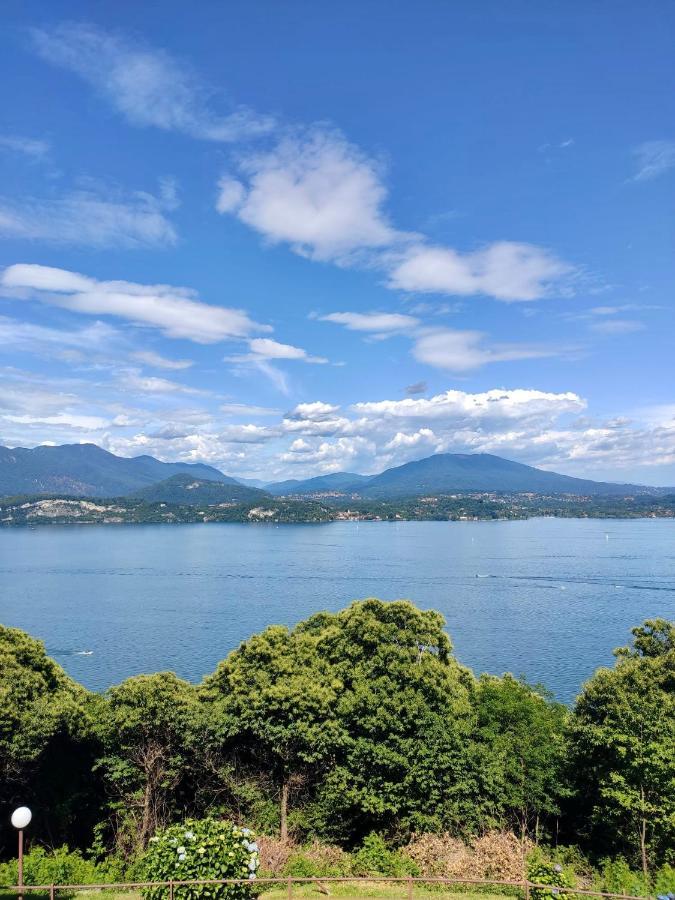 Cloud 9 - Apartment With Stunning Lake View Belgirate Bagian luar foto
